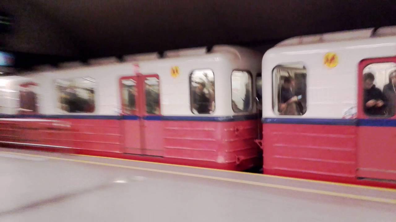 Metro Warszawskie stacja Racławicka