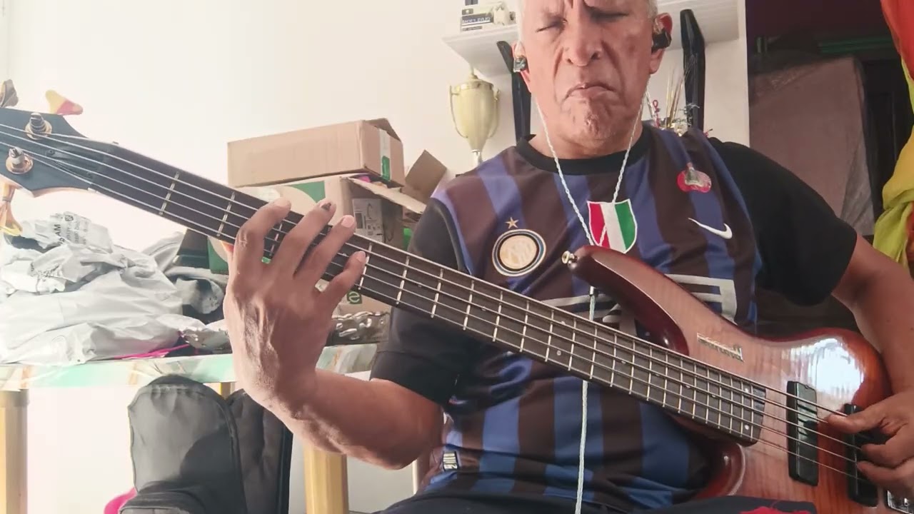 BUSCA A JESUCRISTO: COVER BASS DAVID EL CHICHE TORRES JIMENEZ DIOS LES CONTINUE BENDICIENDO