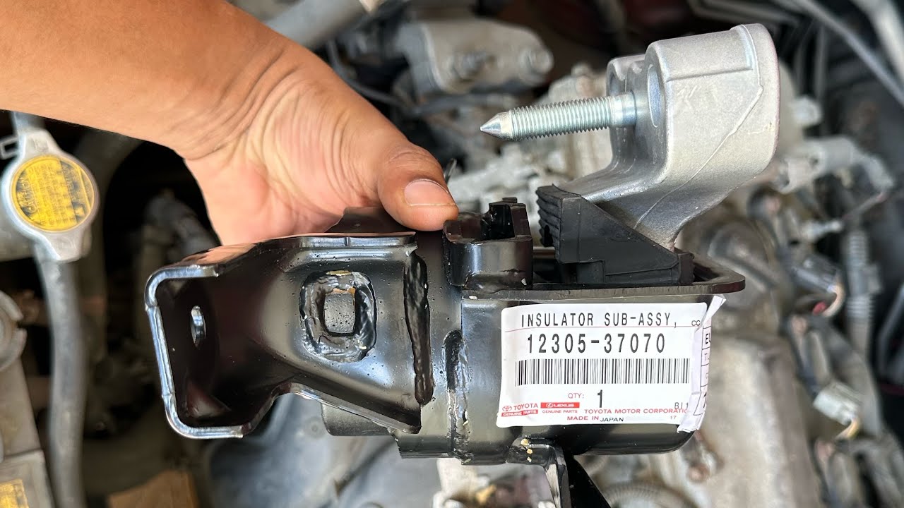 Reemplazo soporte lateral derecho Corolla 2009-2019 con los torque specs