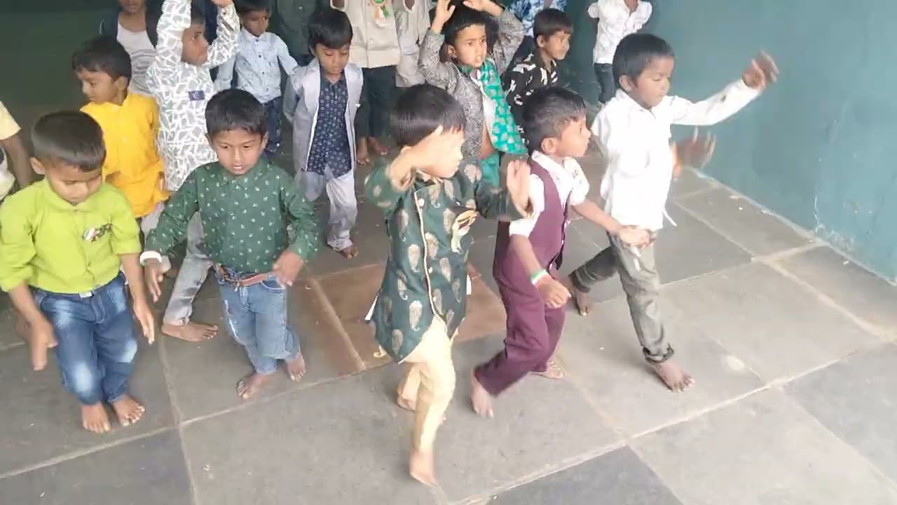 How to do Coco cola song|The best dance performance of Coco cola song 