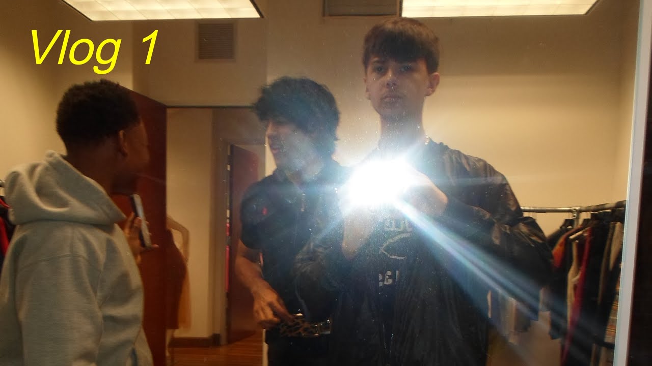 Vlog 1: Archive Fashion, OsamaSon, and Thanksgiving Denny's