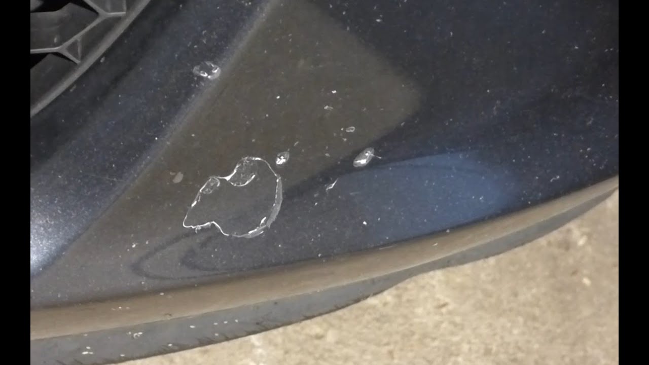 [TUTO] Comment faire une retouche à la bombe sur un éclat de vernis sur une voiture ?