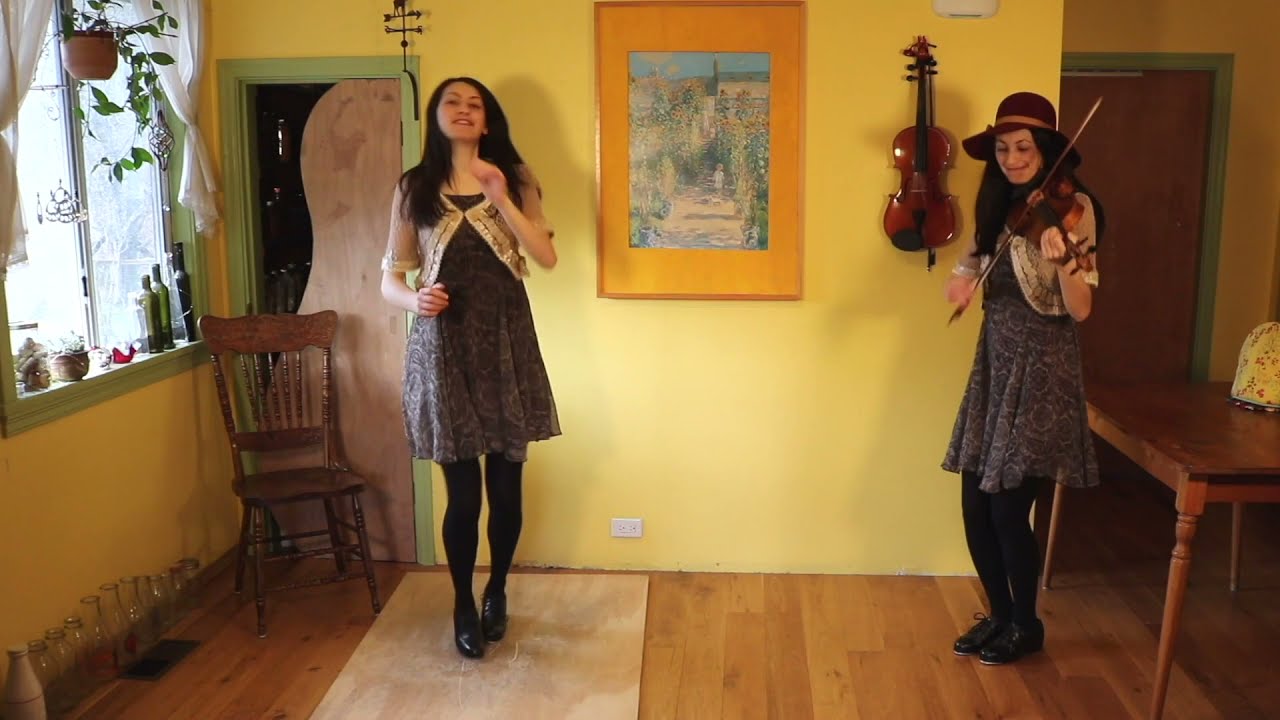 Intro to Canadian stepdance with Jocelyn Pettit - Festival du Bois 2021 - Petit Chapiteau