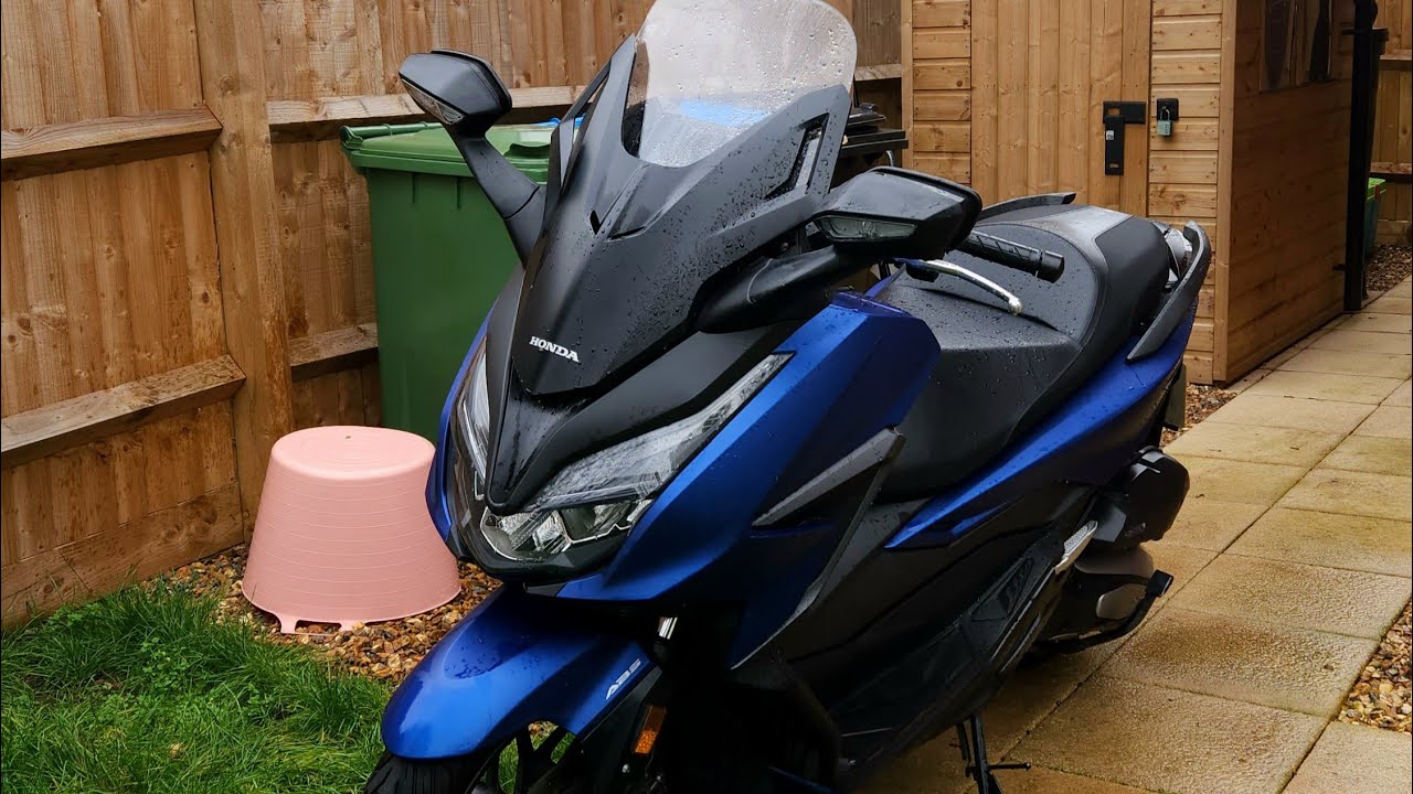 Part 1 Wiring a Satellite Navigation Transformer into a Scooter. Forza 125 The Wrong Way 🙄