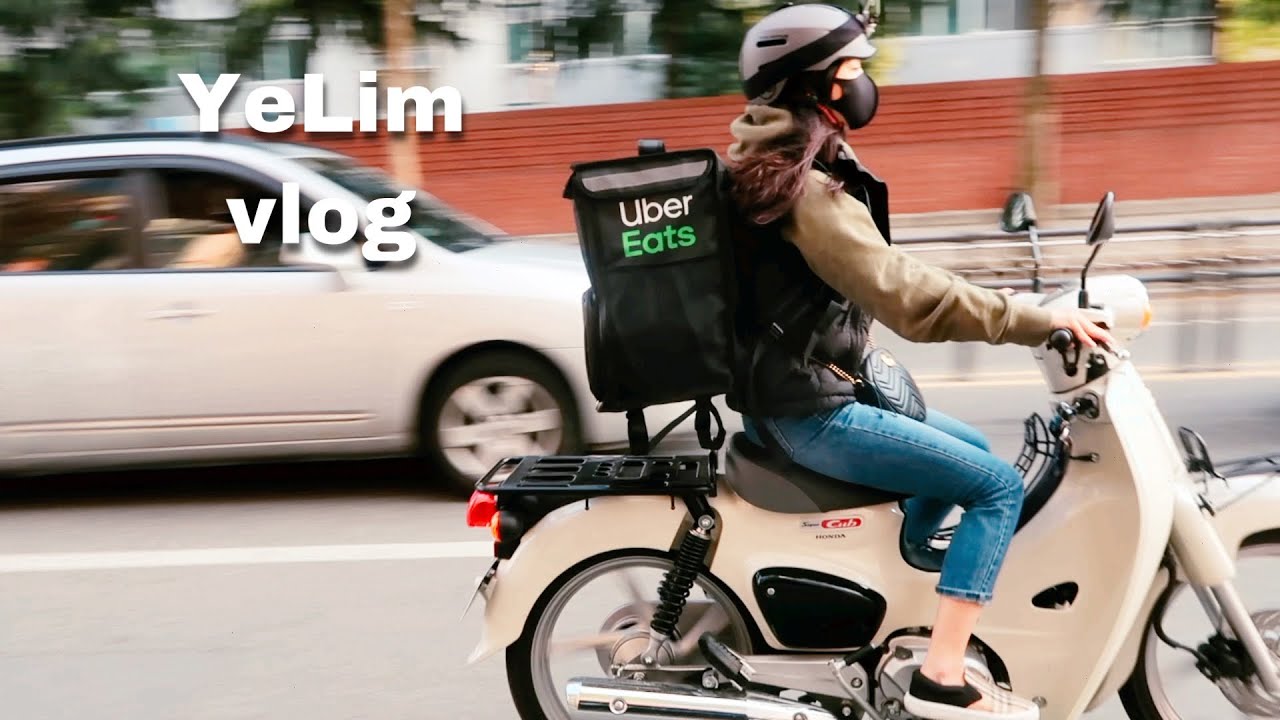 SUB) YeLim vlog 나의 4월 일상이야기 (#오토바이로배달하기 #쿠팡이츠 #슈퍼커브 #피겨스케이팅 #떡제조기능사 #디제잉 #PT #쿠팡플렉스 #GatKimchi)