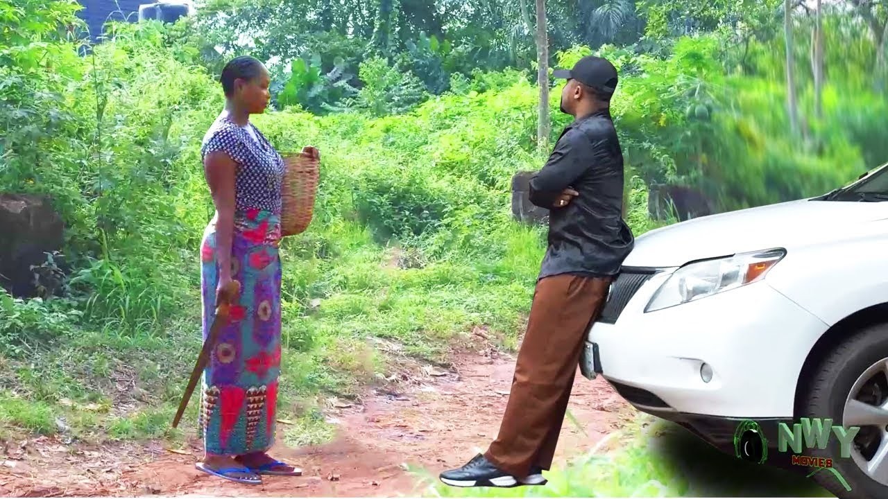 She Never Knew The Billionaire Always Standing By The Roadside Every Evening Is In Love With Her