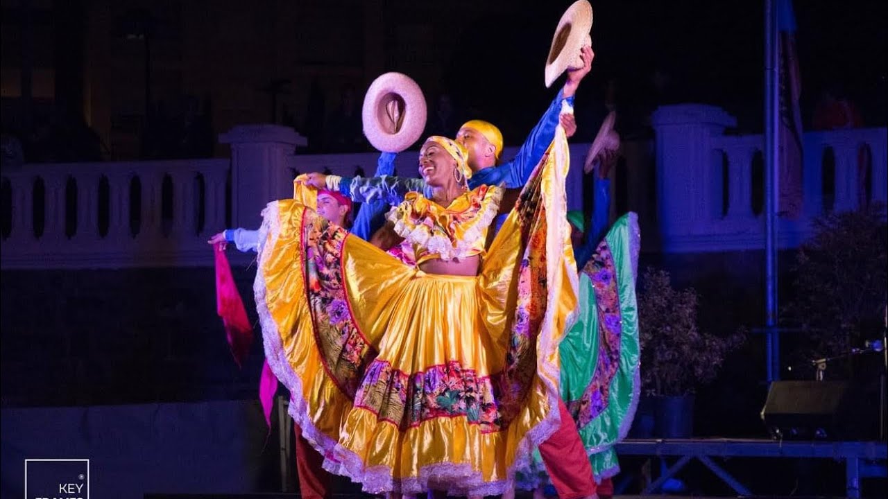 Danza: Caderona - Compañía Artística Danzar