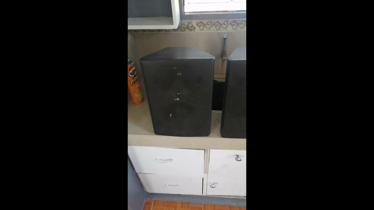 SOUND TEST JBL CONTROL 28 [sample sound]