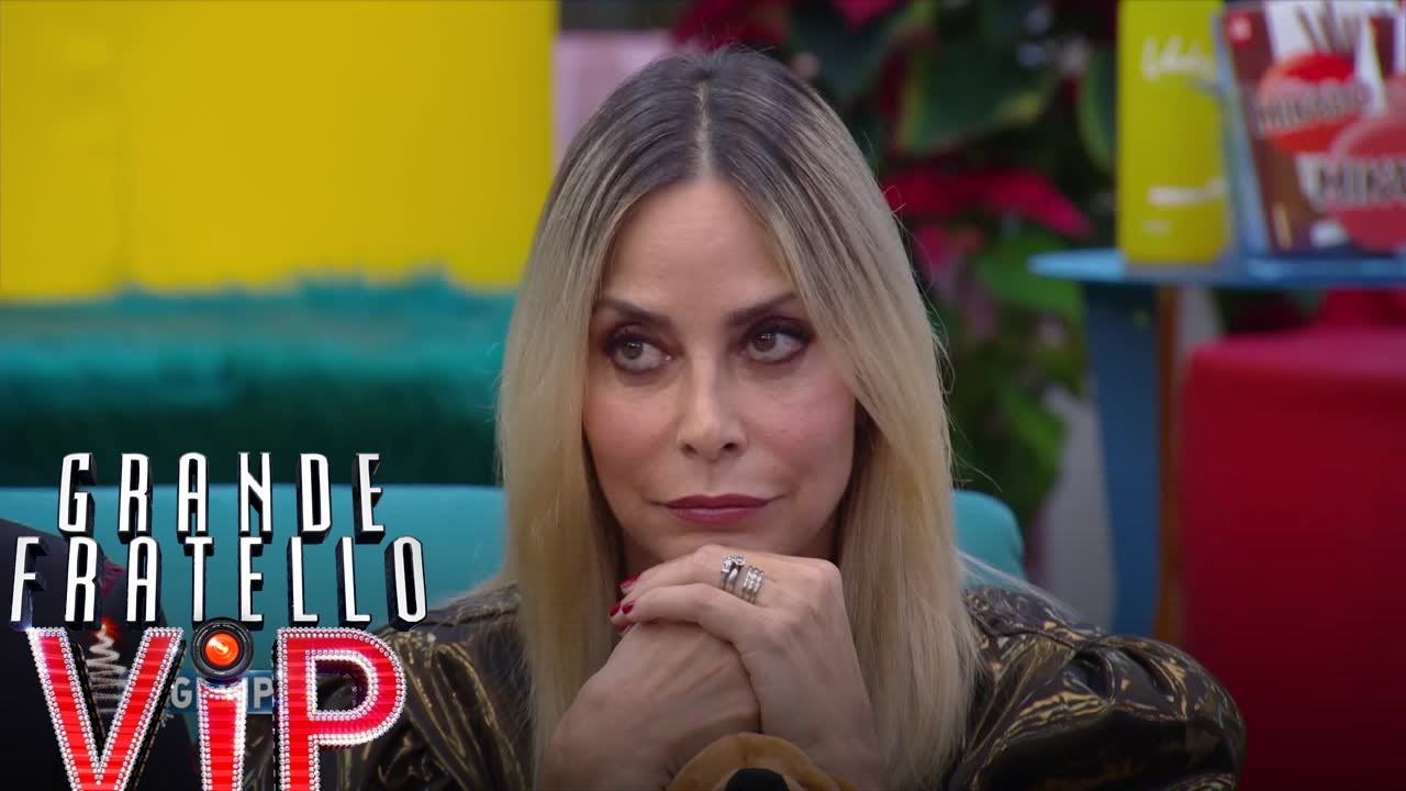 Grande Fratello Vip - Il confronto tra Samantha De Grenet e Stefania Orlando