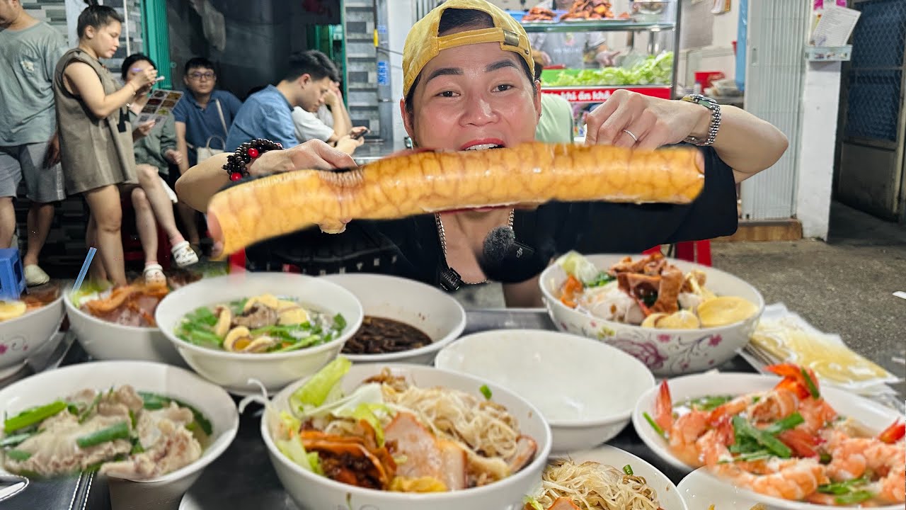 SẬP NGUỒN VỚI SỨC ĂN KINH KHỦNG CỦA NGA SUMO TẠI QUÁN HỦ TIẾU NÚP HẺM ĐÔNG NGHẸT