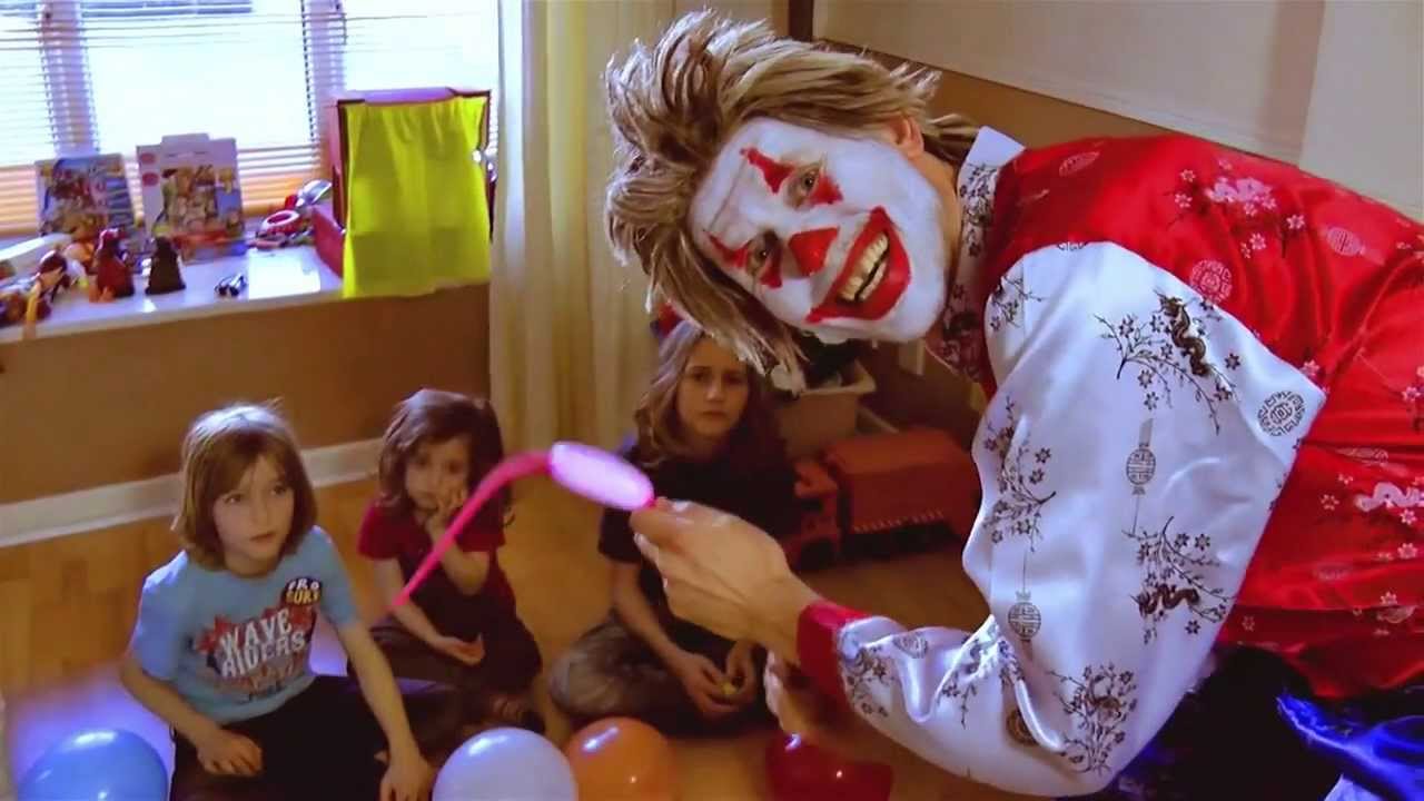 Kunt And The Gang - Fiddlesticks (Official Video)