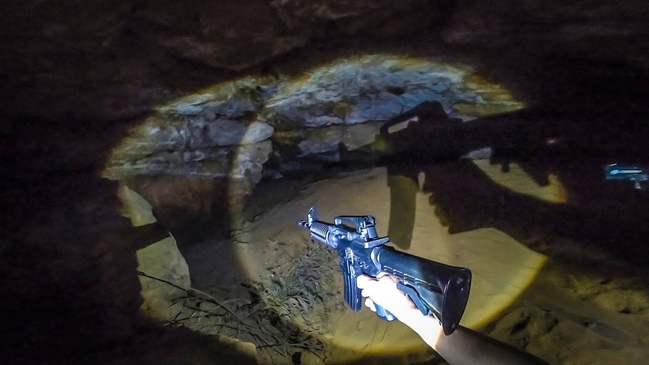 A CAVERNA DO CORPO SECO 2 - Caçadores de Lendas