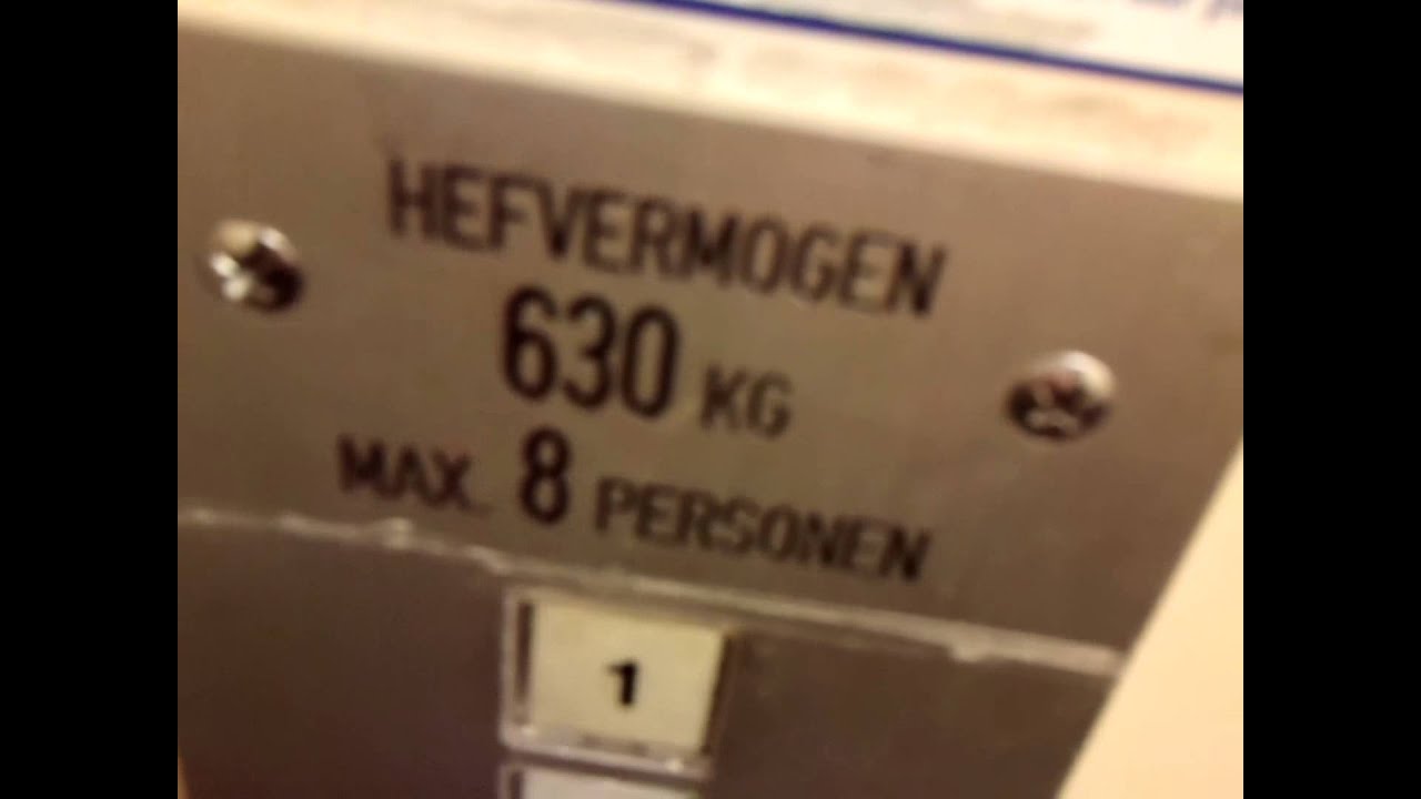 An old All-In elevator @ Blokker in Apeldoorn