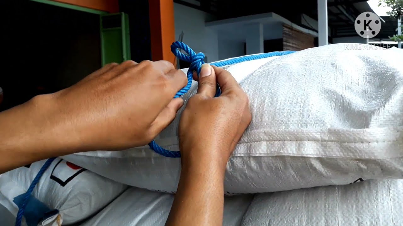 Cara Mudah Mengikat Muatan di Mobil Pickup 