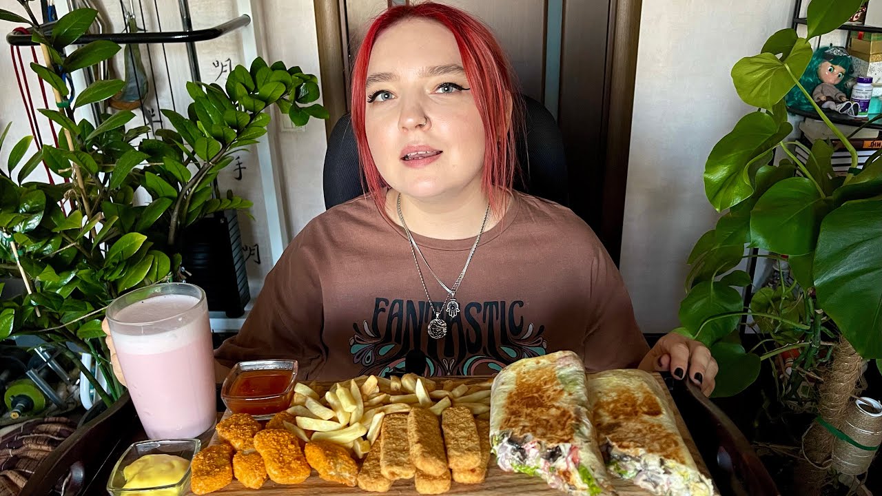 МУКБАНГ | Шаурма, наггетсы, фри, не рыбные палочки | Mukbang | Shawarma, nuggets | Vegan