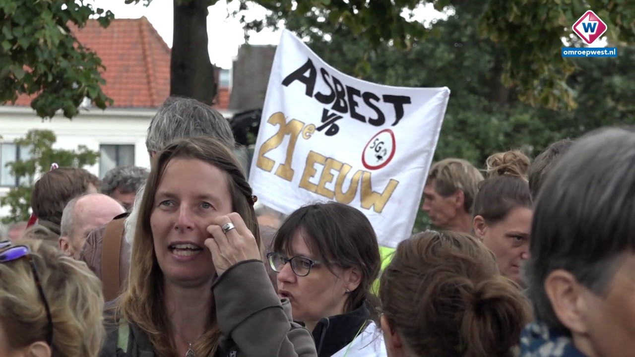 Protest tegen 5G-netwerk in Den Haag - OMROEP WEST