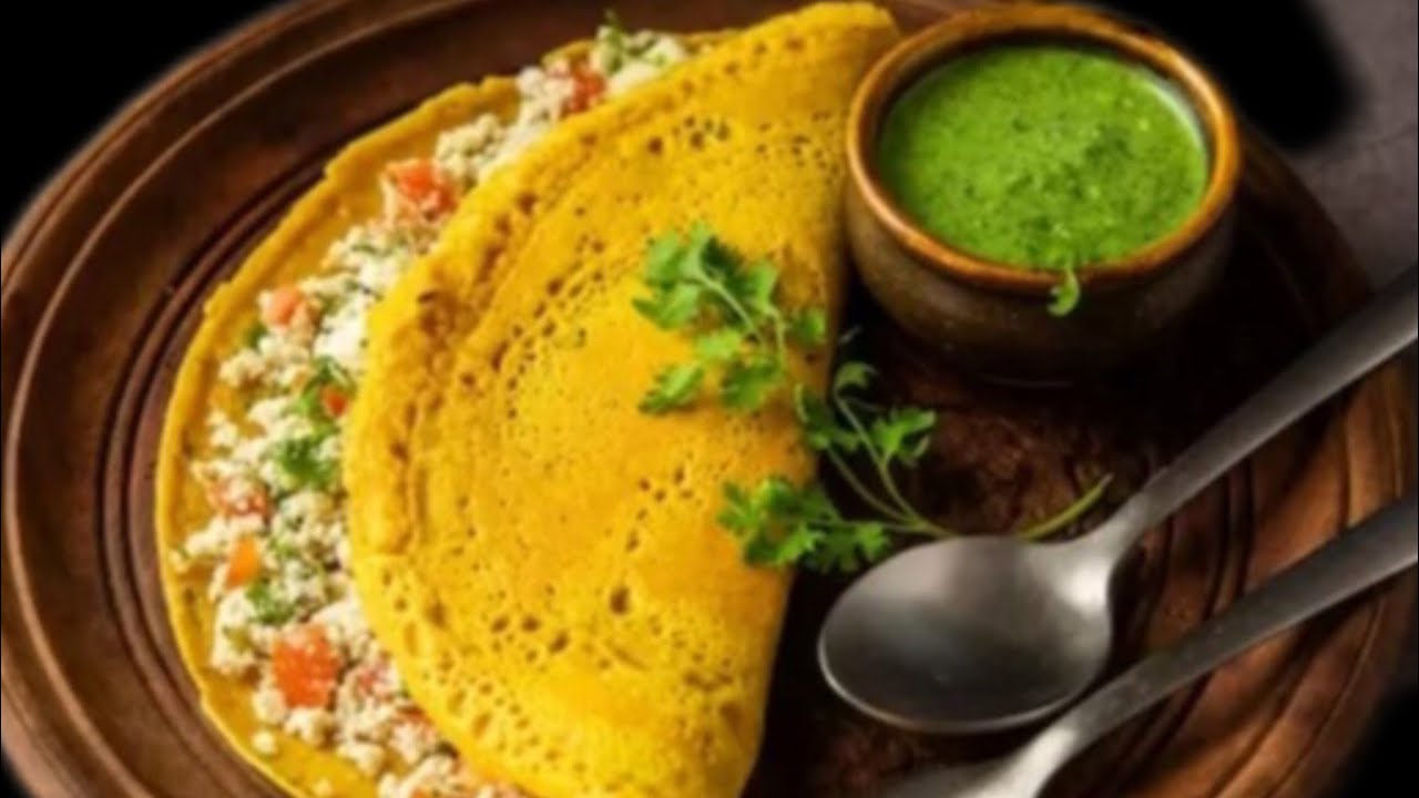 Crispy moong dal chilla recipe / shadiyon or partiyon wala paneer stuffed moong dal chilla / 😋👍