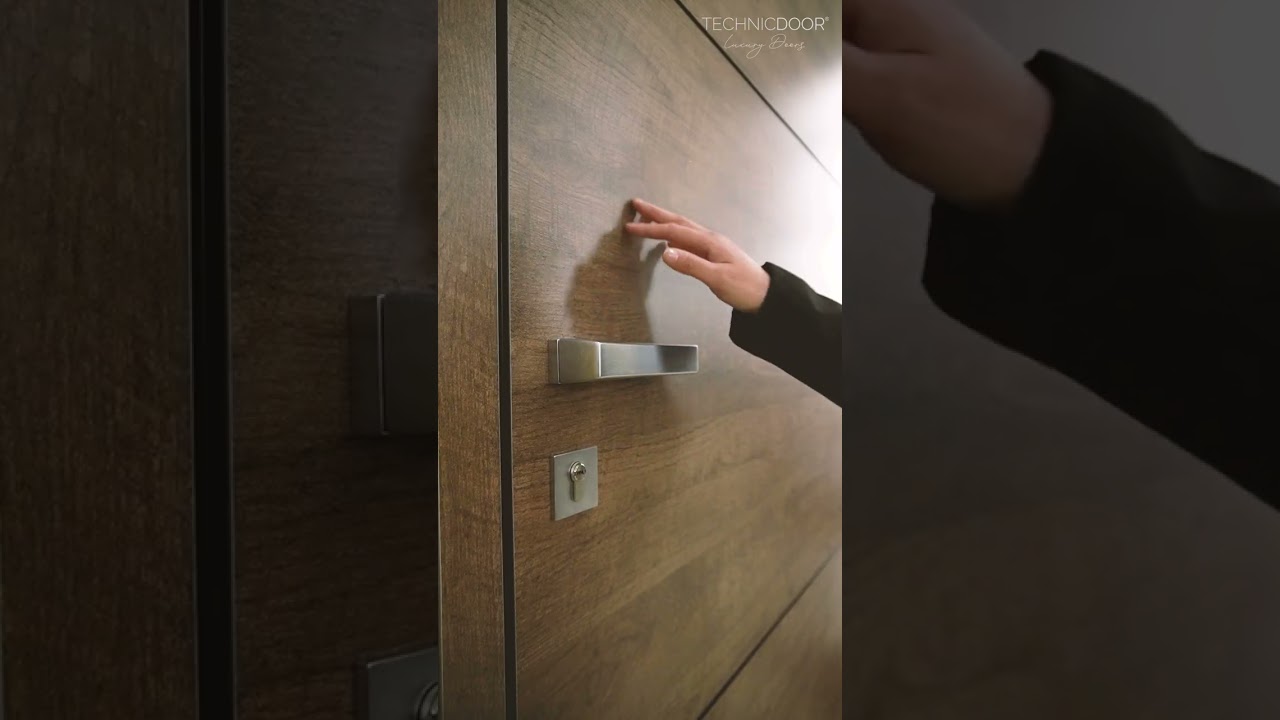 Porta Pivotante 120mm | TechnicDoor