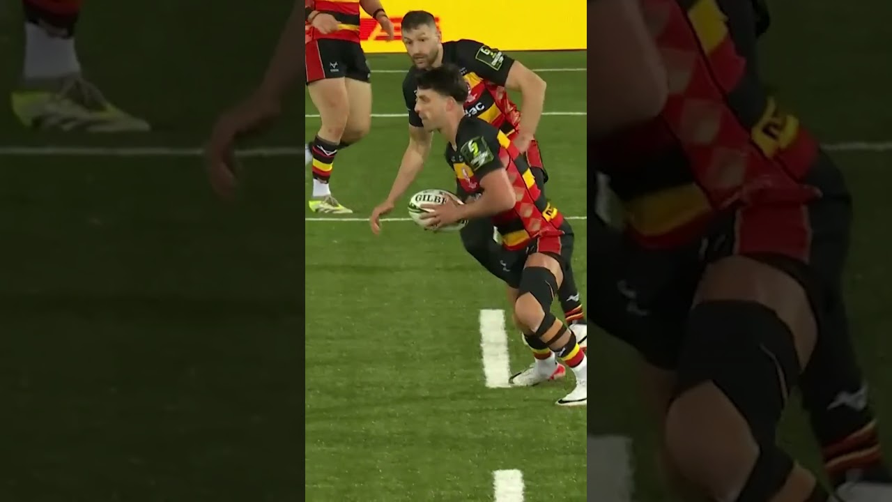 🌭 "MEGS!" | Hastings Puts the Ball Through his Own Legs and Then the Defender's! 🥶 