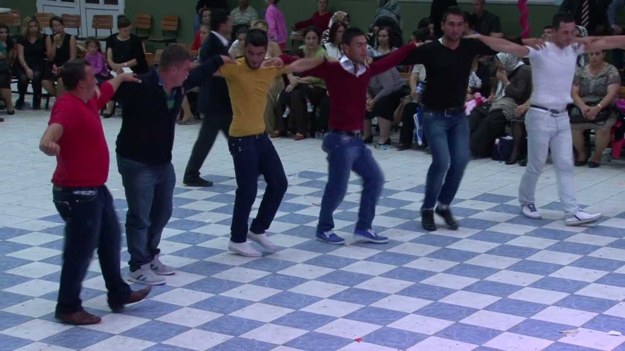 y.karpuzlu gençleri halay show gösterisi