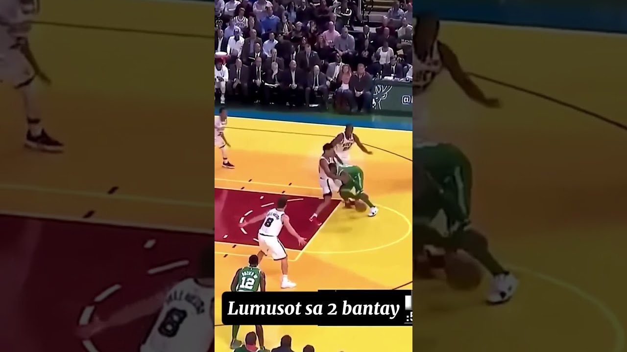 Splitting between 2 defenders, awesome #nba #basketballviral