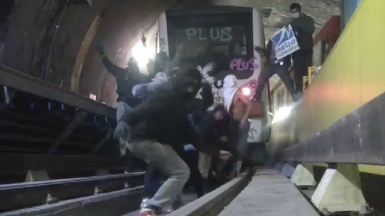 | Graffiti (Bombing) Santiago,Chile | 21Plus Crew: 