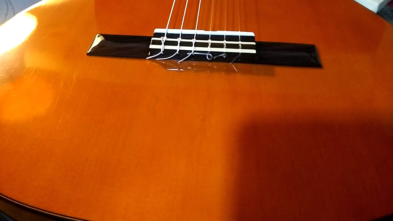 Guitarra Yamaha CGX 111