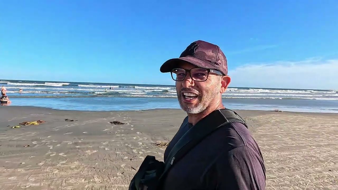 DUNAS DE LIXO A NOVA E TRISTE PAISAGEM DE NOSSA PRAIA 🏖️