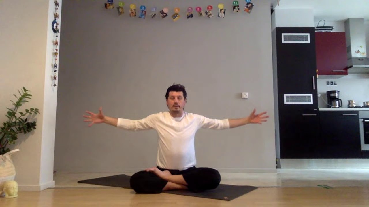 Boyun, omuz ve üst sırt için Yoga #EvdeKal #Sağlık #Nefes