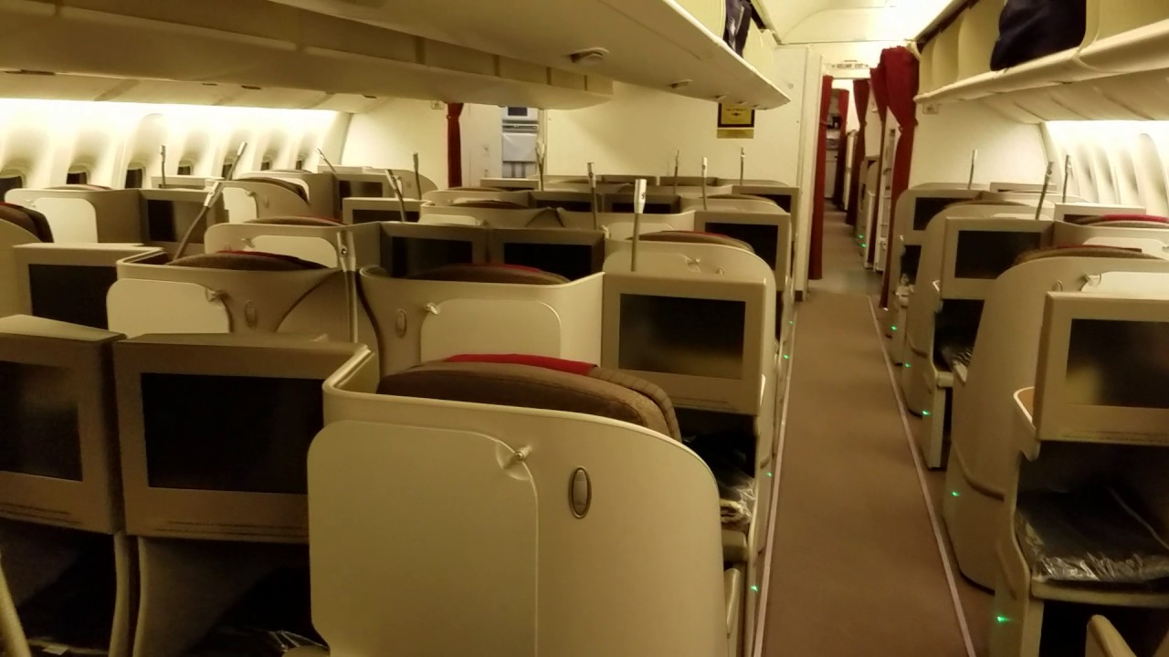 Garuda Indonesia 777-300ER cabin walkthrough