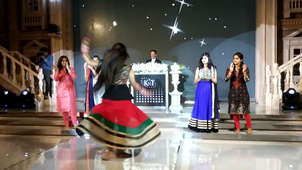 Indian dance in Korean marriage...for one of our Korean friends🥰