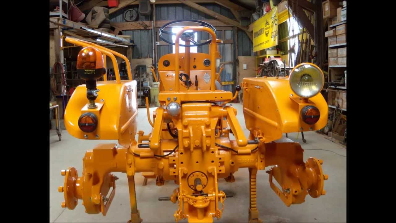 remise en etat d ' 1 tracteur renault d 16