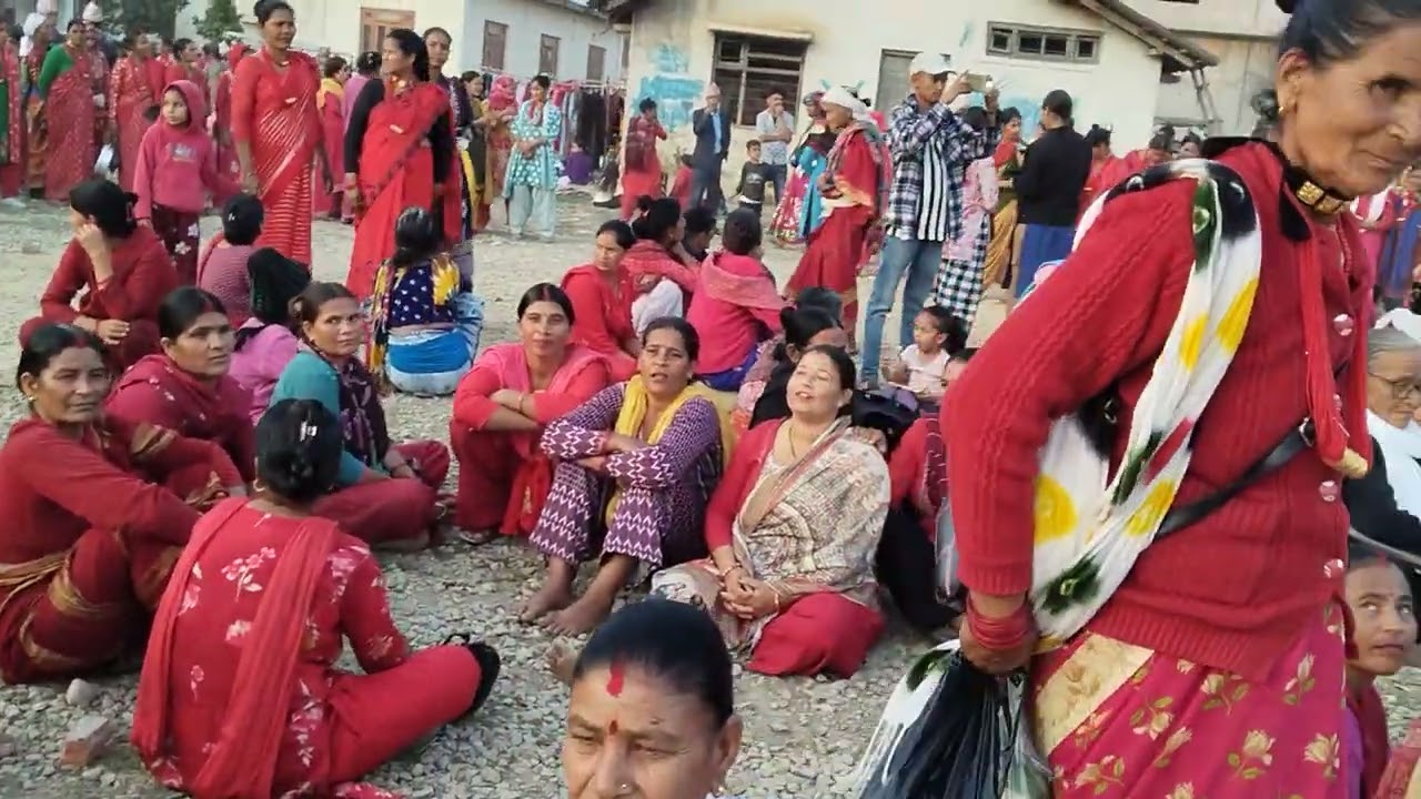 महिला डेउणा खेल भित्र पर्तीनिधि सभा का उम्मेदवार सुर्य बहादुर थापा को उपस्थिति रहेको थियो ?