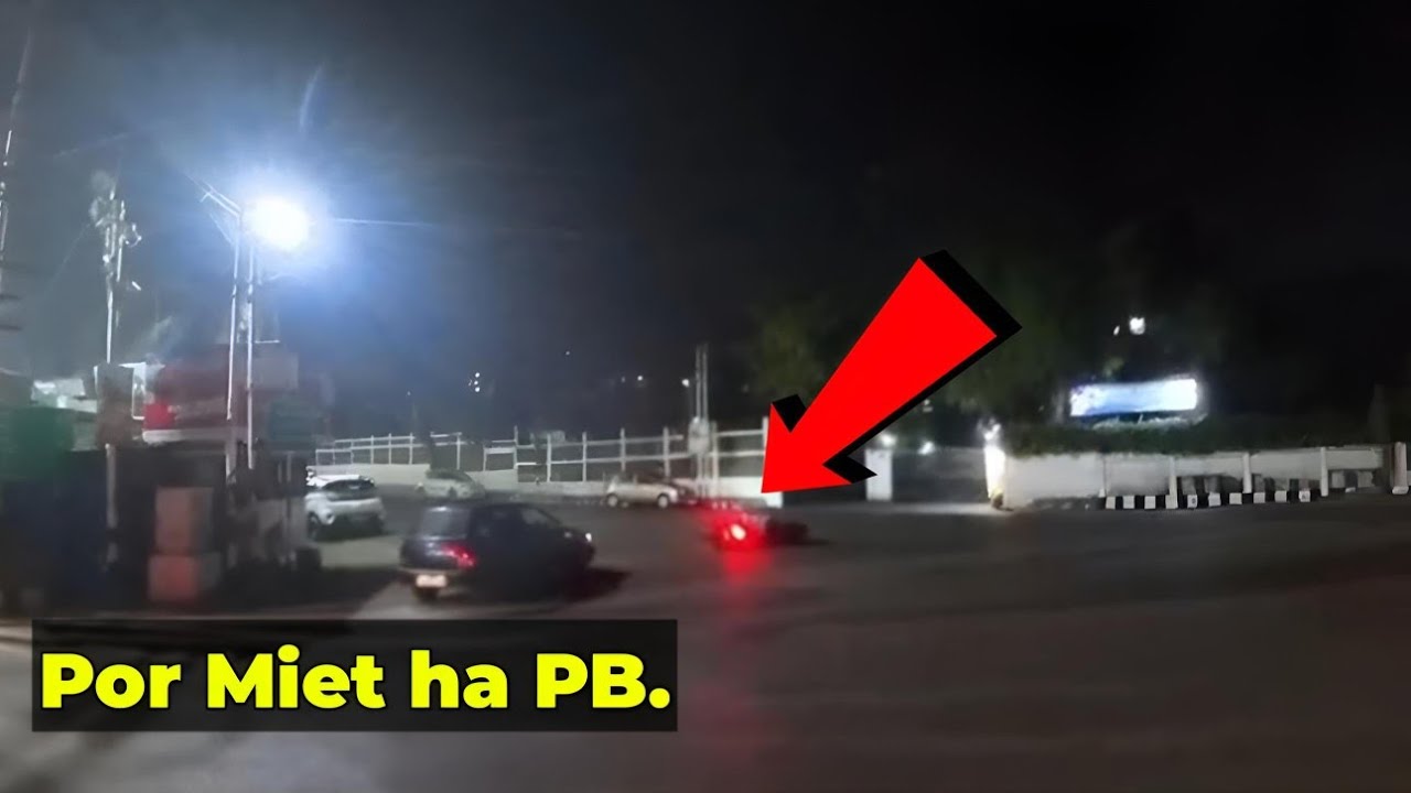 Столкновение автомобилей SYLLAD Maruti в Шиллонге.