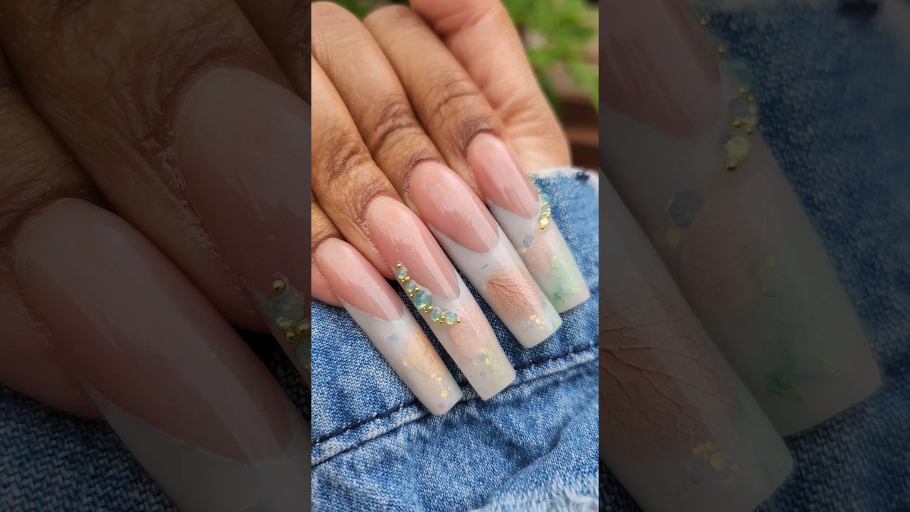 Watch me make the MOST BEAUTIFUL Milk Bath Nails 💅🏾