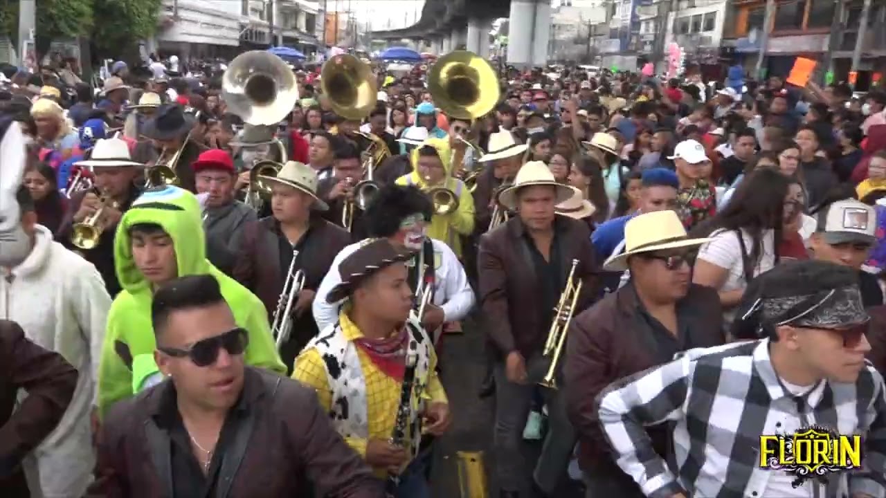 Los Reyes de La Noche, La Banda Del Rey, Jinetes en el Cielo, La Danza de La Chiva, Tumba Tumba