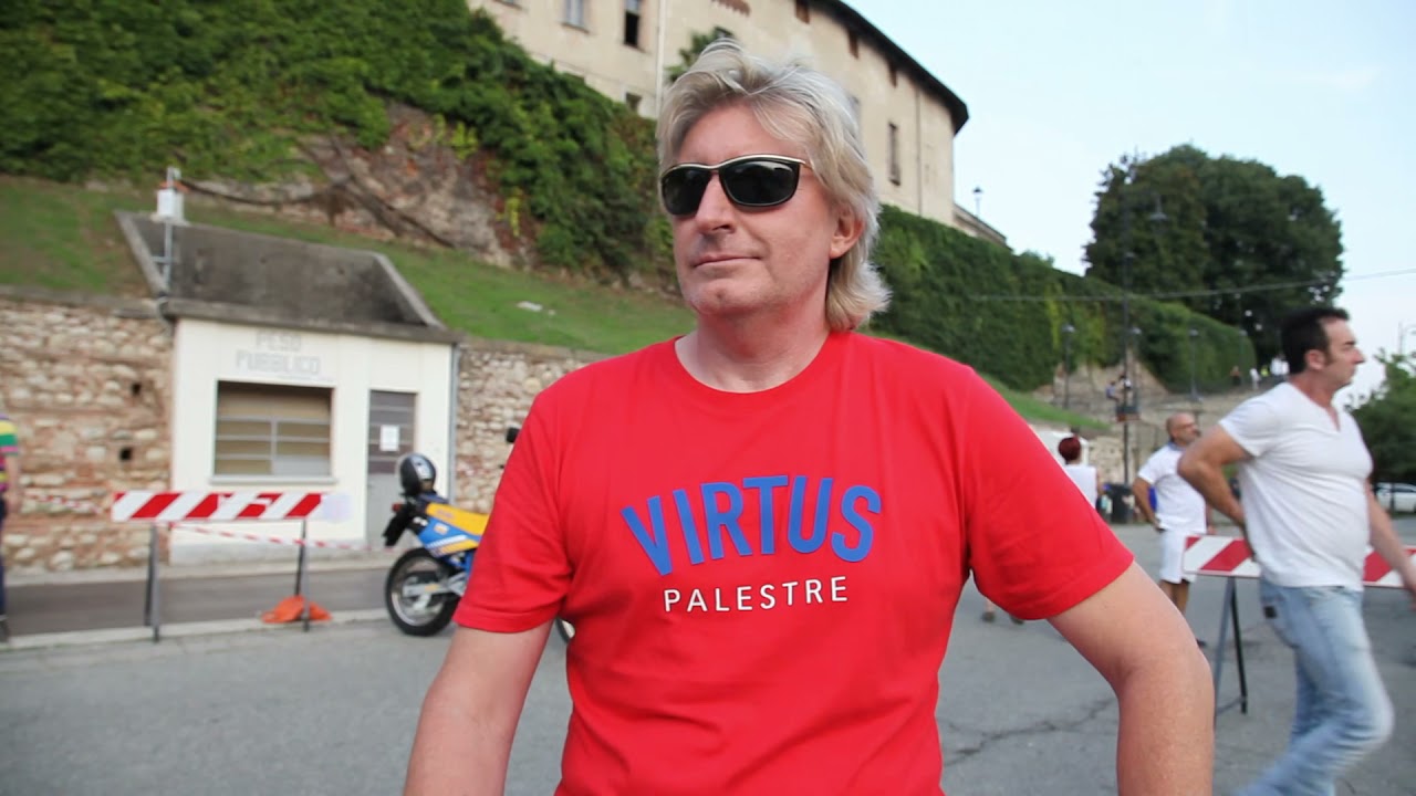 27° Video PAN-LOOK 2.0 con APRILIA AF1 125 Project 108 (1987) Outfit by BIRCIDE (Il Paninaro)