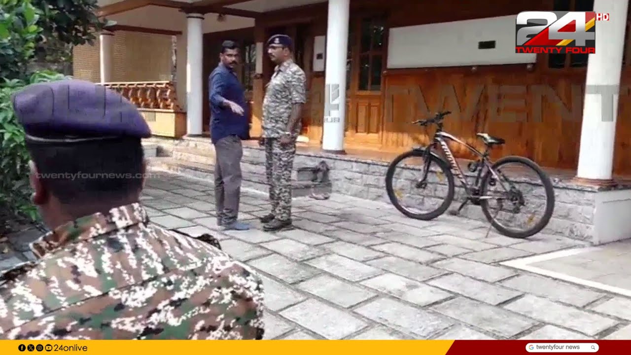 മുരാരി ബാബുവിൻ്റെ വീട്ടിലും ഇ ഡി; പരിശോധന ആരംഭിച്ചത് രാവിലെ 7ന്