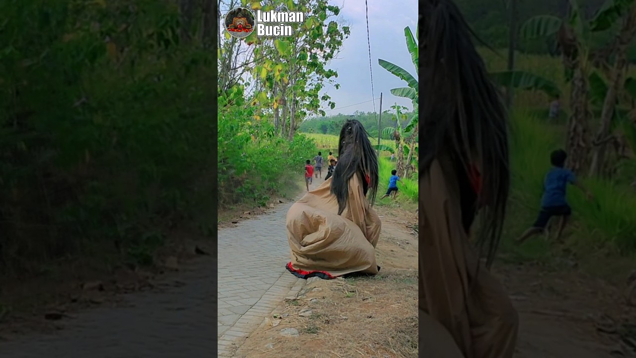 Diejek Bocah Mogol Barongan Galak Beraksi #shorts