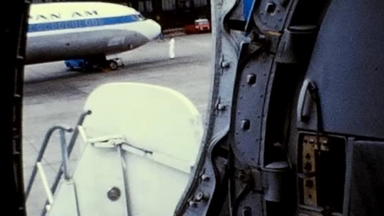 🇩🇪[super8] 1974 flight Berlin Tempelhof, Germany to Graz, Austria 🇦🇹