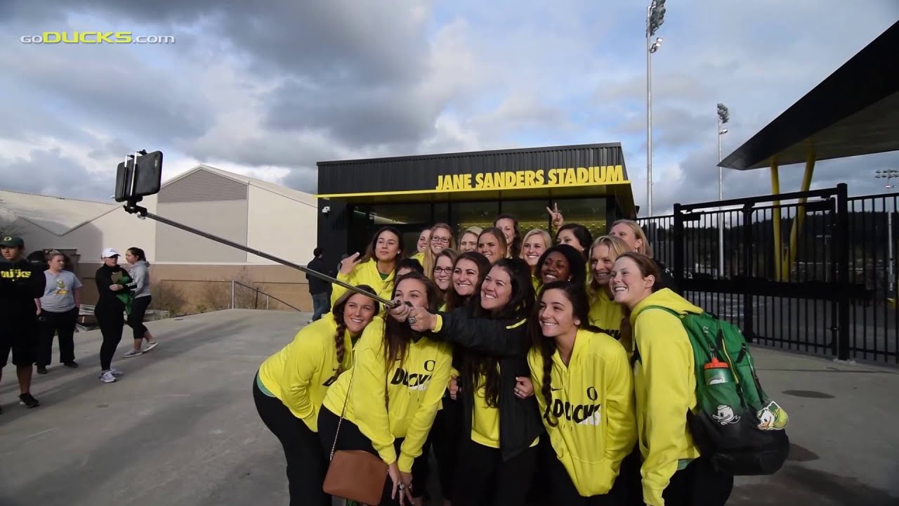 Oregon Softball Walks Through JSS