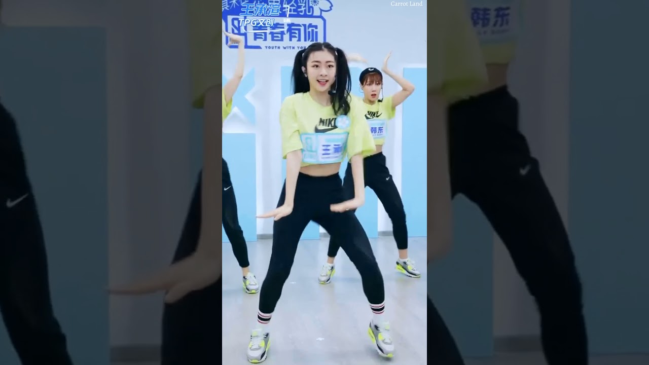 Fancam &ldquo; Sao t&ocirc;i đẹp thế n&agrave;y &ldquo; của Vương Thừa Tuyển - Sharon Wang - Youth with you 2 (青春有你2)