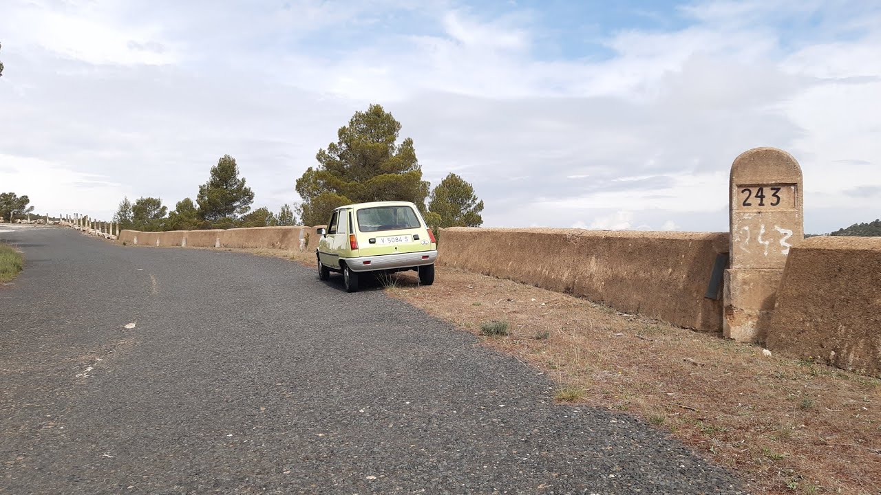 Puerto de Contreras. Antiguo tramo Carretera N-III #carreteras #puertocontreras #renault5