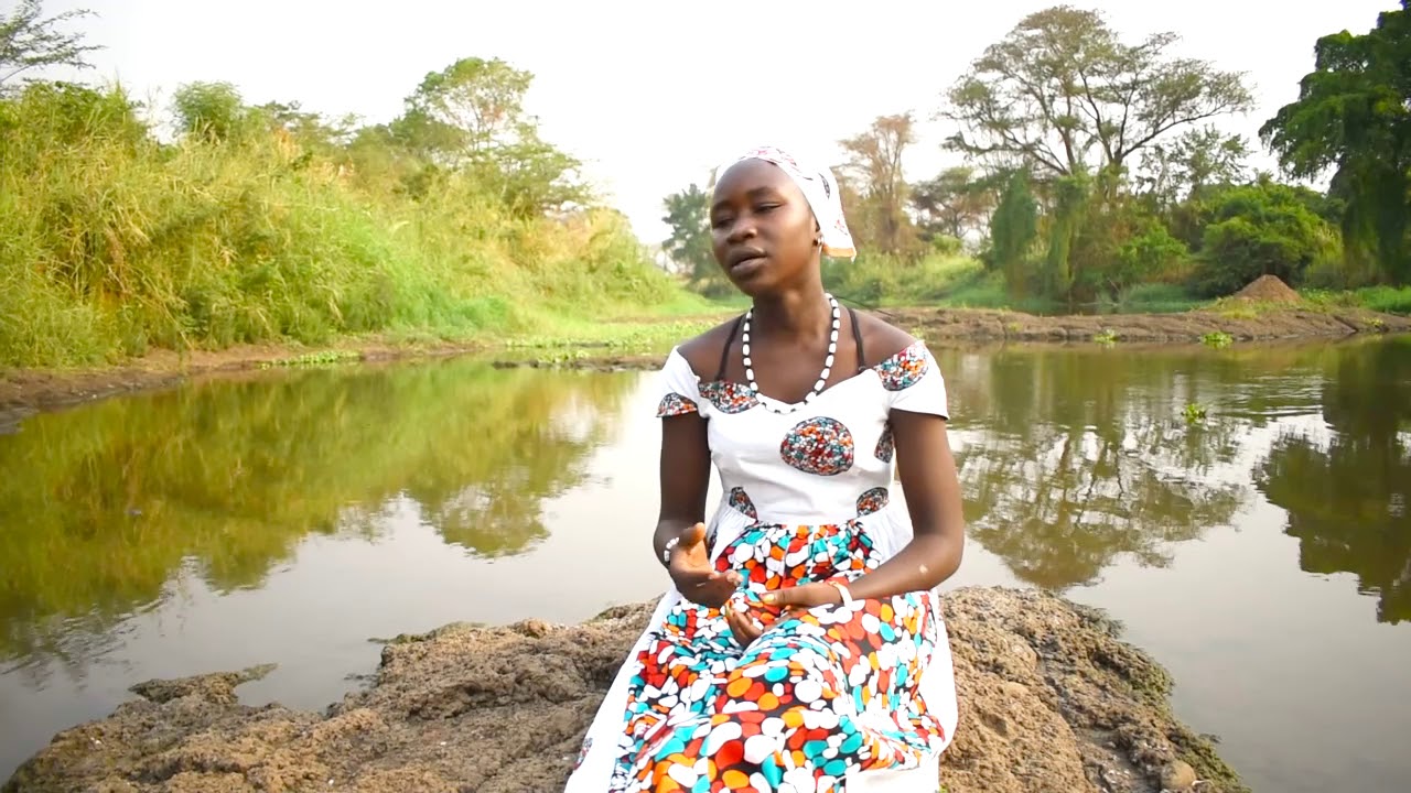 Martha Owar - Thøw kiricto