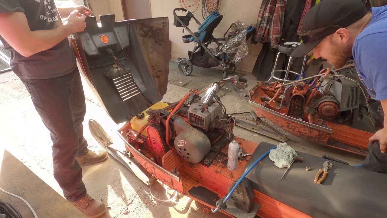 BARN FIND 47 YEAR OLD SLED, WILL IT RUN?!!!