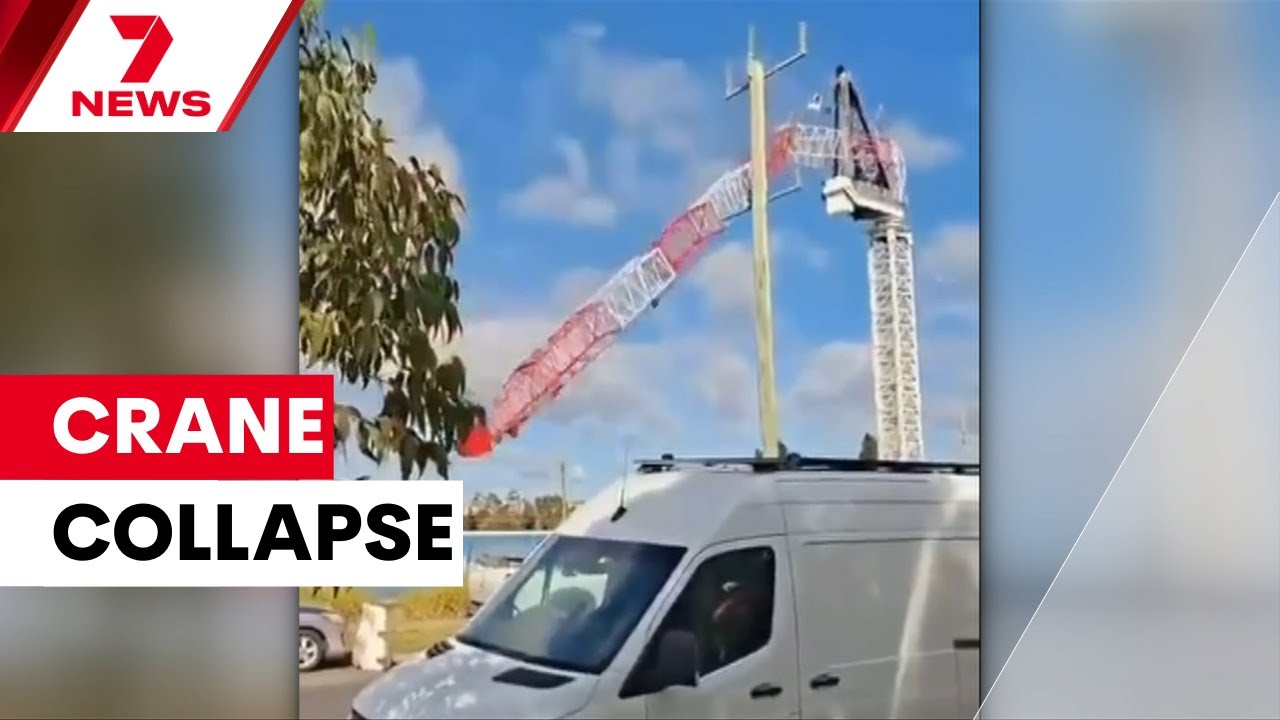 Workers run for their lives as crane collapses on building site in Melbourne’s west | 7NEWS