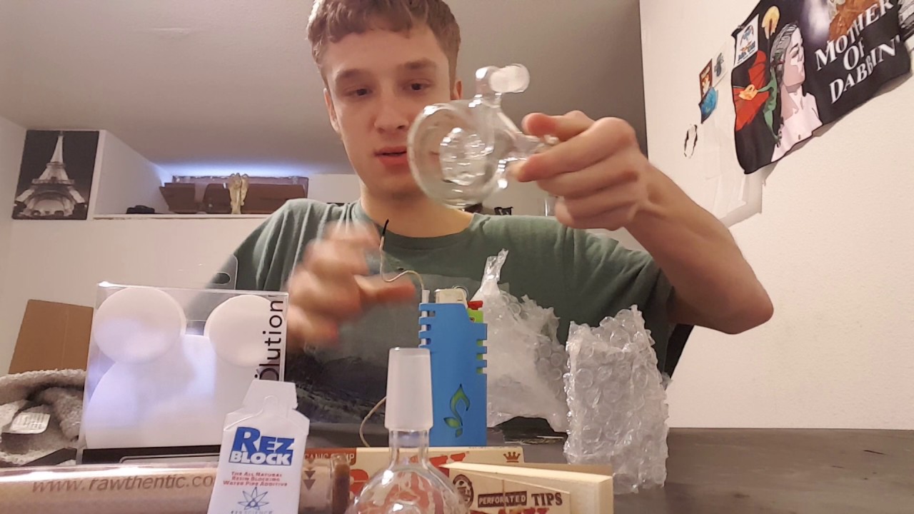 November Hemper Box OPENING!!