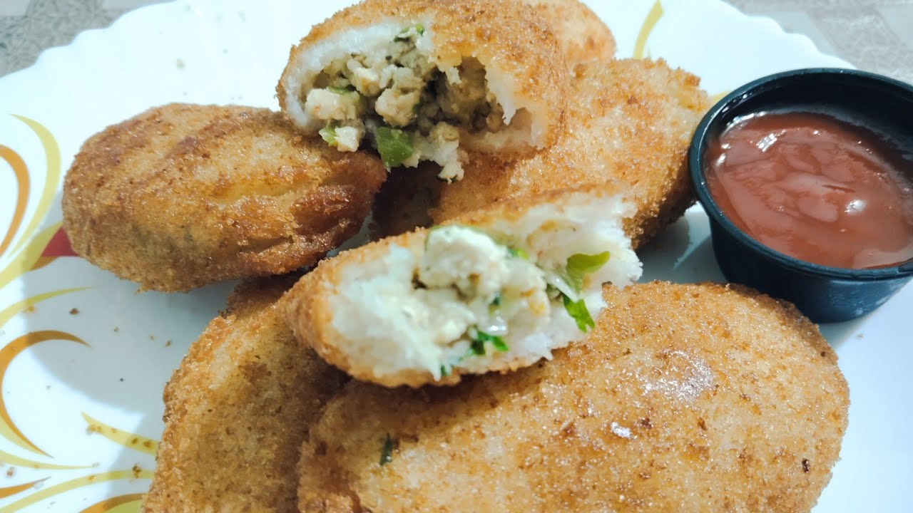 🌙 Ramzan Special Chicken Half Moon Pie (No Cheese) | Crispy Iftar Snack | Unezakakitchen