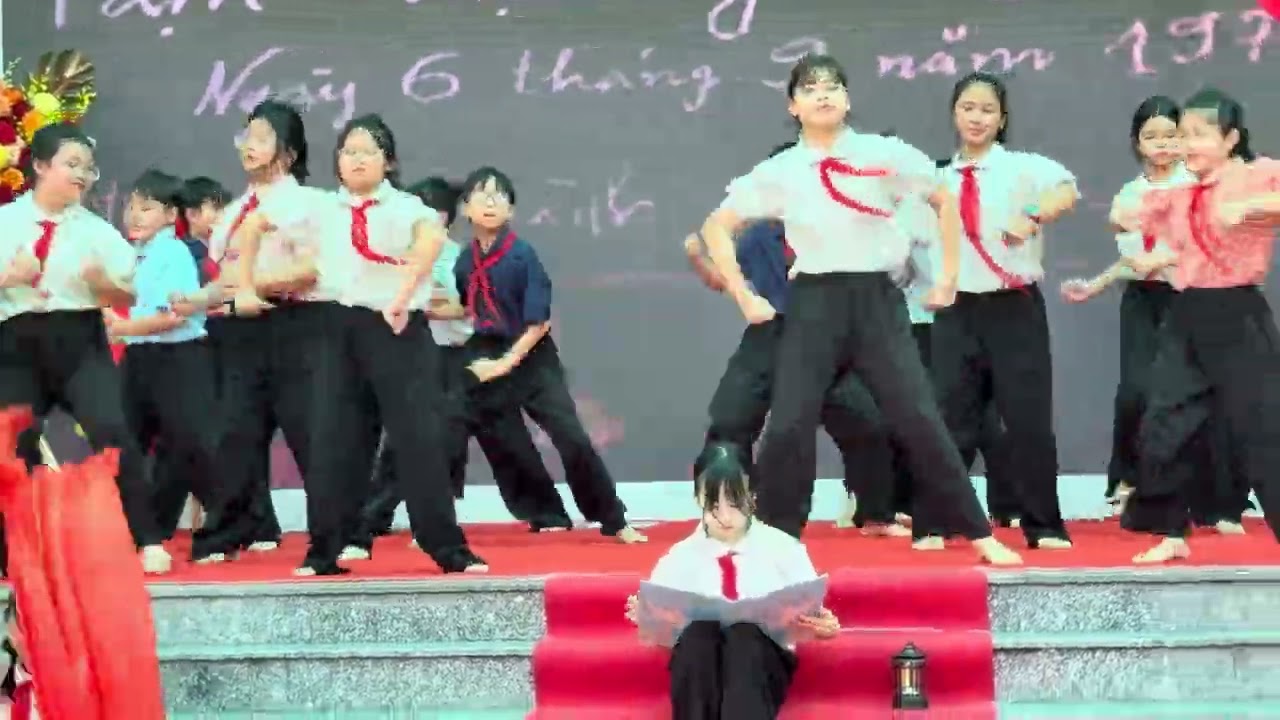TRI THỨC CHẮP CÁNH ƯỚC MƠ LỚP 5/4