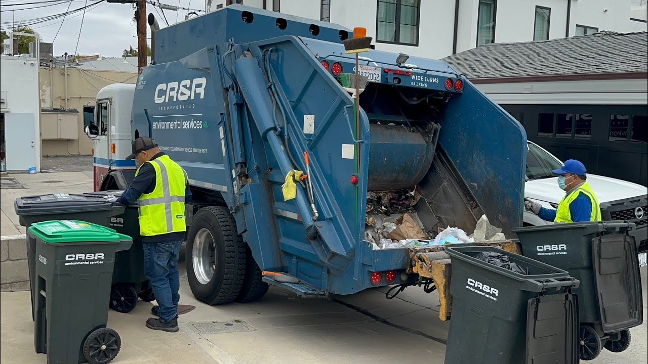 CR&R Pete 320 New Way Viper Rear Loader Garbage Truck Packing Beach Trash